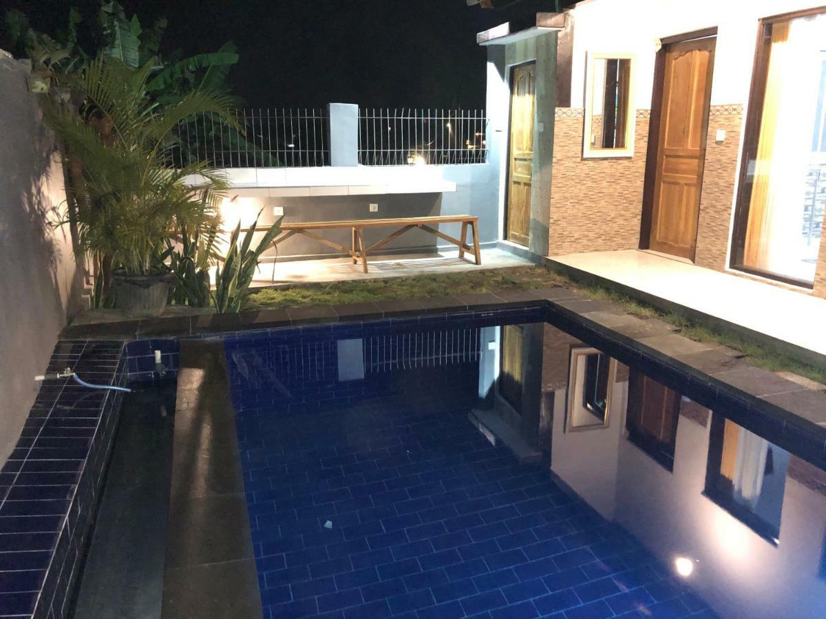 Pluto House Apartment Canggu  Luaran gambar