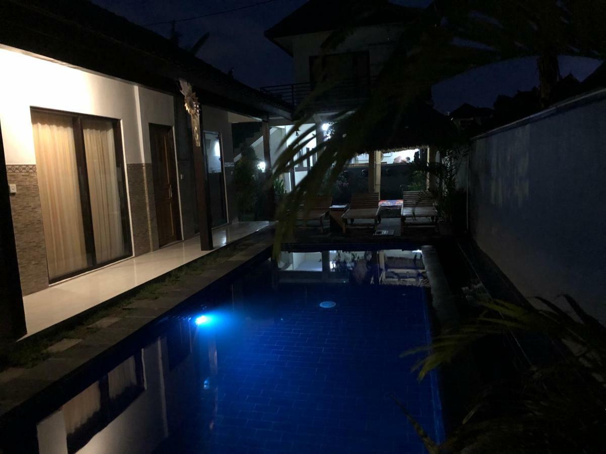 Pluto House Apartment Canggu  Luaran gambar