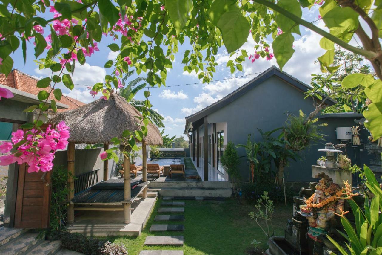 Pluto House Apartment Canggu  Luaran gambar